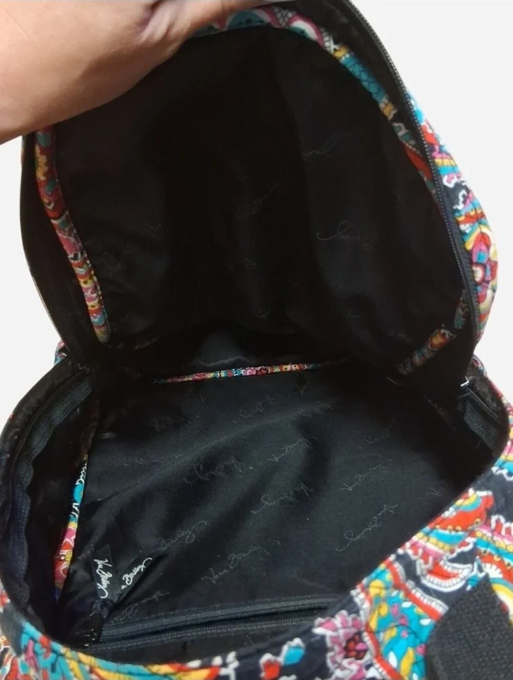 Patterned Paisley Women's Backpack - Black Multicolor
